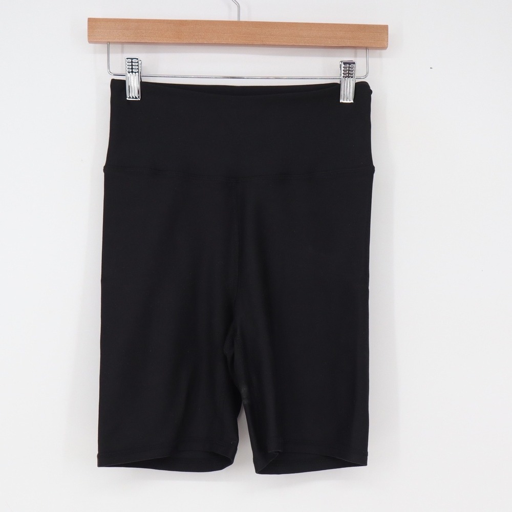 Old Navy Shorts Women's M PowerSoft Black Biker High Rise Excellent